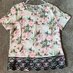 Le Lis floral top